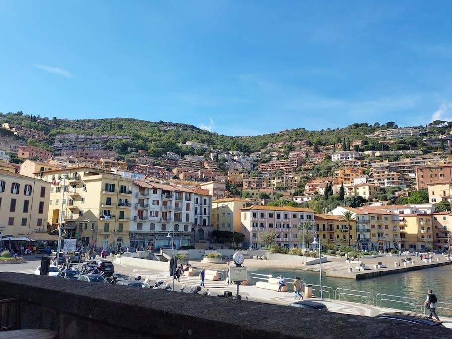 Sweet Liana Un Tuffo Nel Cuore Del Paese Porto Santo Stefano  Exterior photo